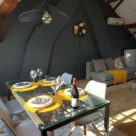 140 M2 De Charme A La Campagne Dans Un Style Design Apartment Ramillies Exterior photo